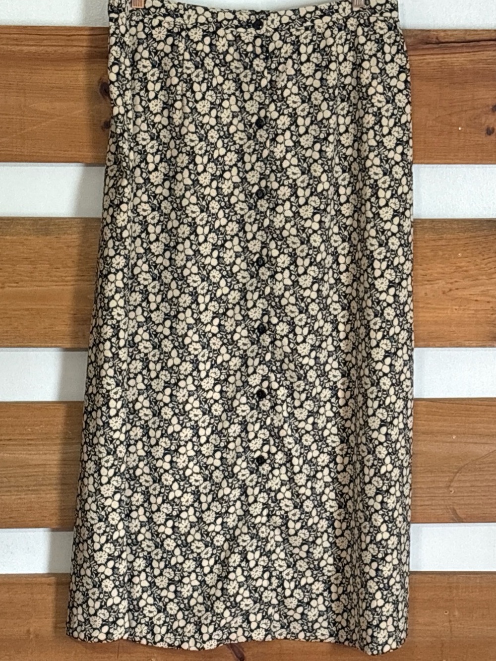 Vintage Kathie Lee Black & Beige Floral Long Button Down Flowy Skirt Size 12